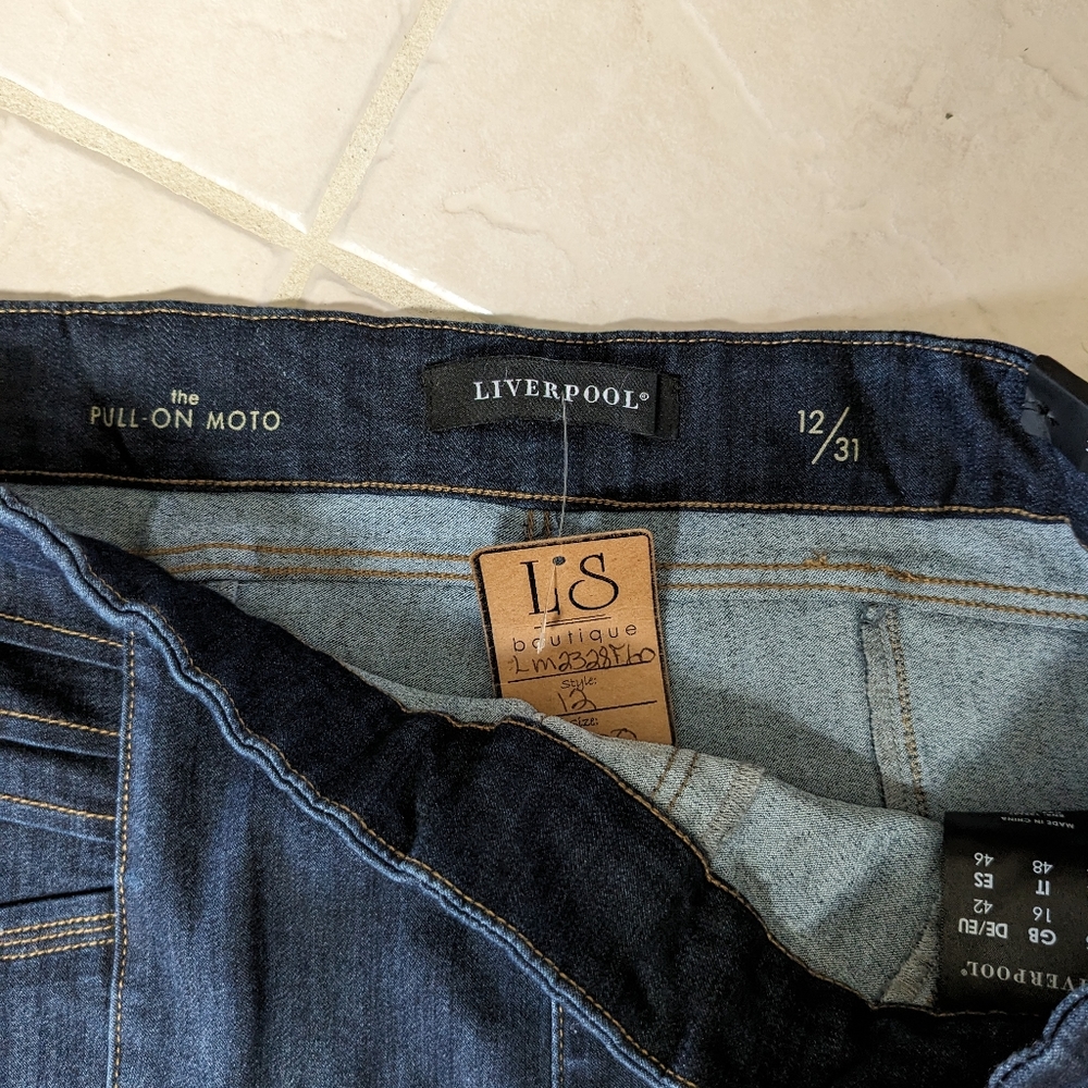 LIVERPOOL Pull-on Jeans - Picture 4 of 7